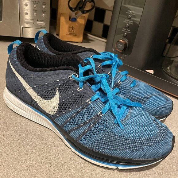 Mens FLYKNIT TRAINER  SQUADRON BLUE-WHITE SZ 10 US 44 EUR 532984-414 excellent - Picture 8 of 16